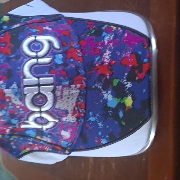 Bang hat - Picture 1 of 2